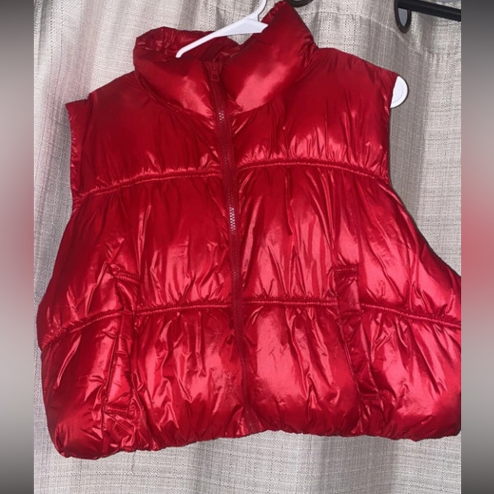 Crop puffer jacket